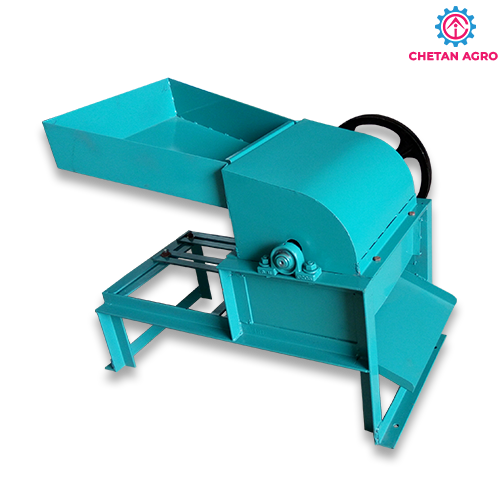 Copra cutting machine